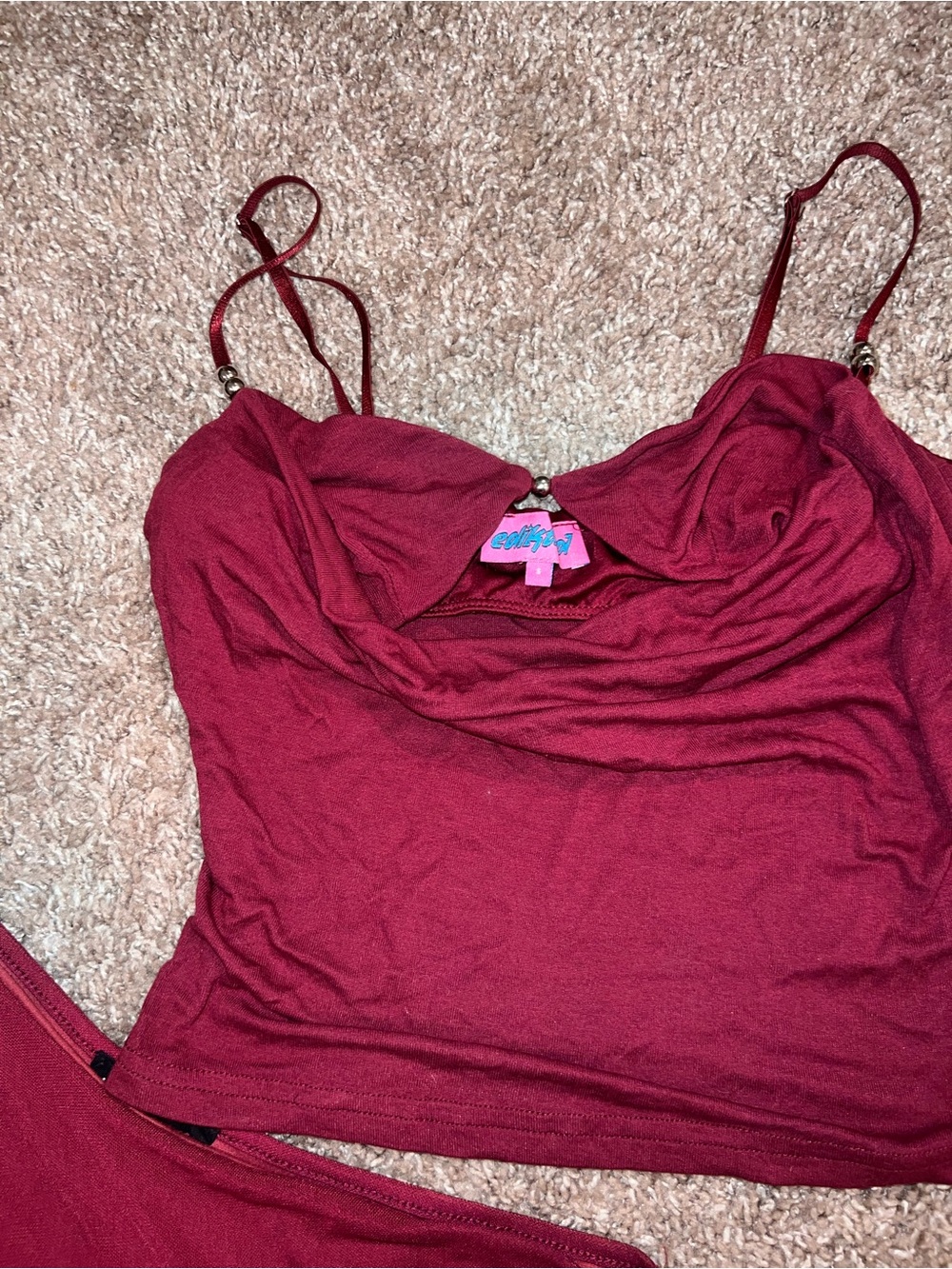 Red Tank Bundle - Picture 2 of 3